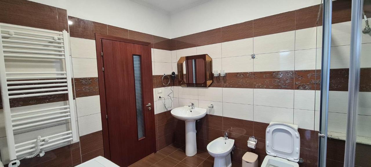 The Luxe Apartments Gjirokastër 外观 照片