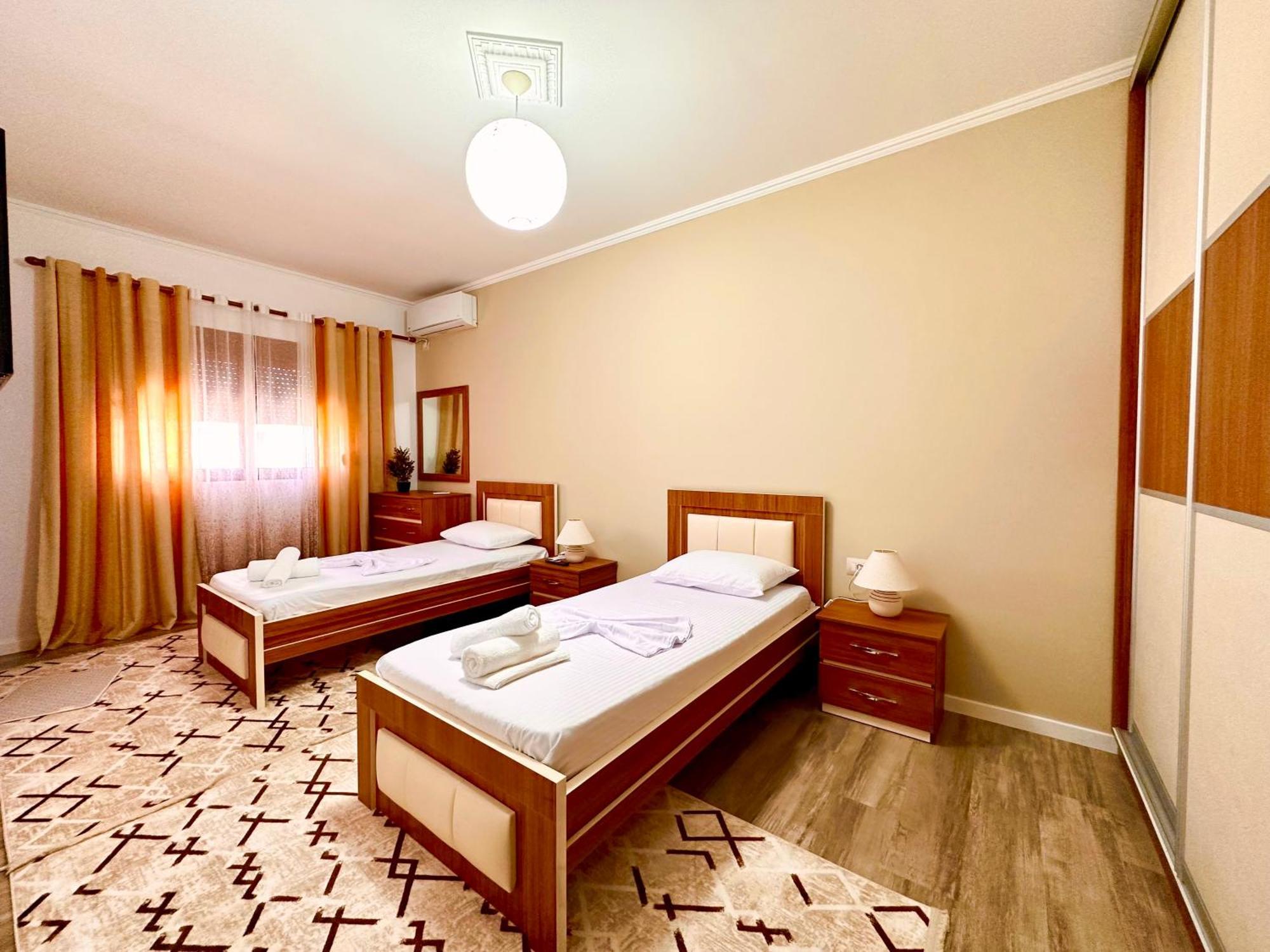 The Luxe Apartments Gjirokastër 外观 照片