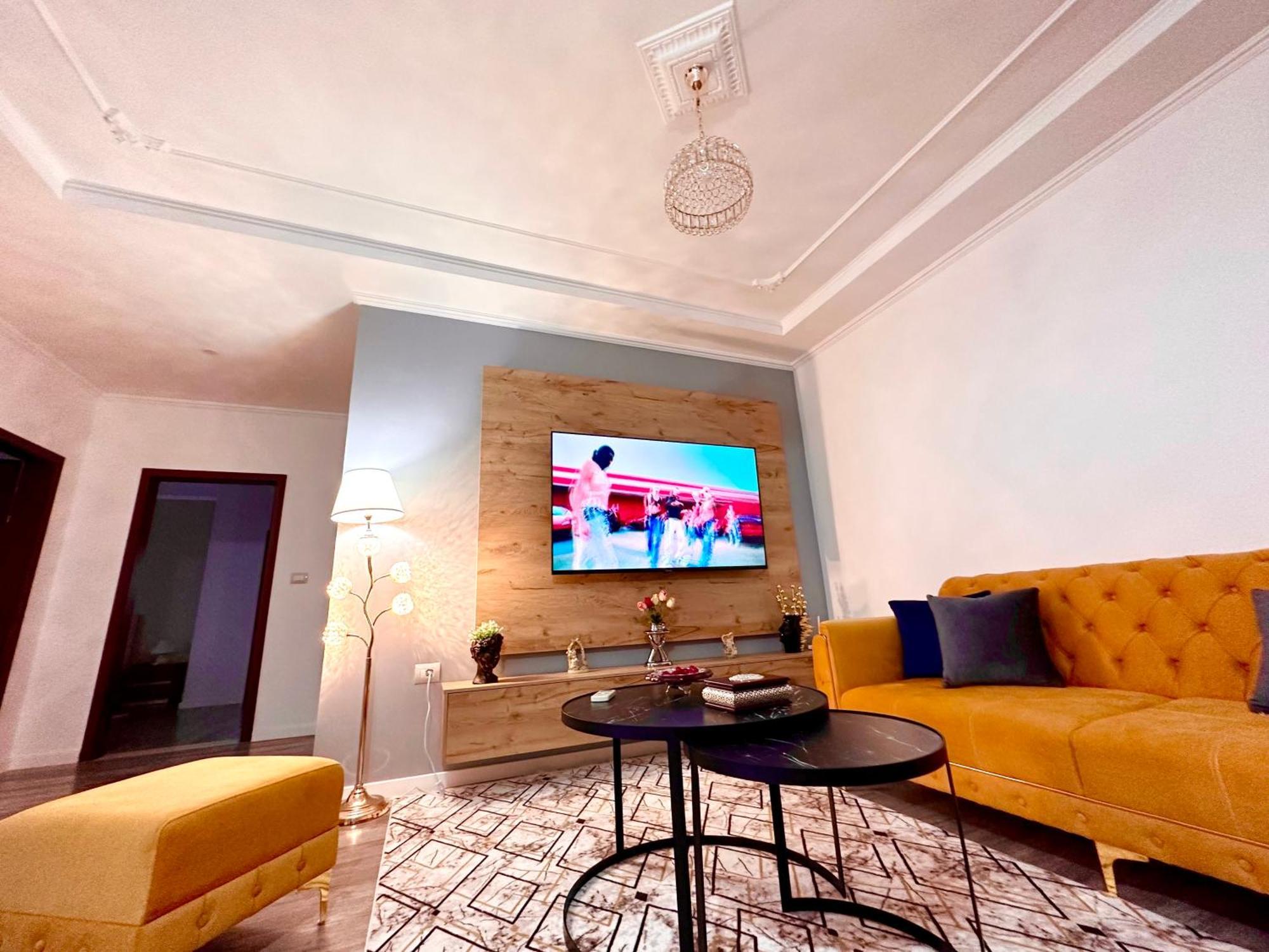 The Luxe Apartments Gjirokastër 外观 照片